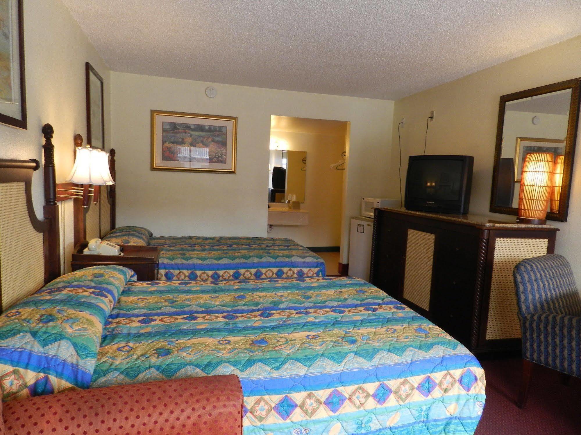 Maple Leaf Inn & Suites Kissimmee Exterior foto