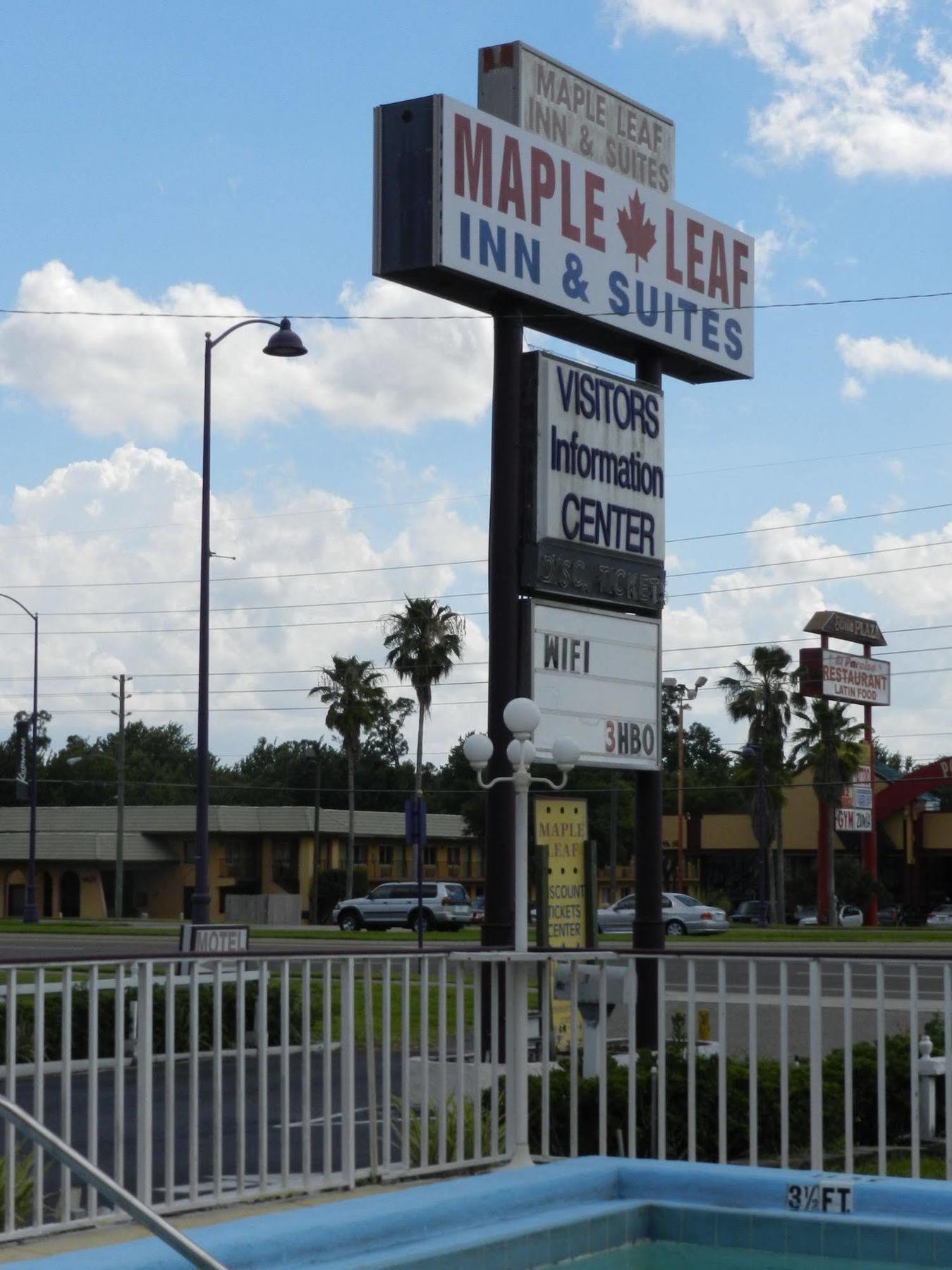 Maple Leaf Inn & Suites Kissimmee Exterior foto